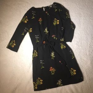 Vintage Style Dress with POCKETS!